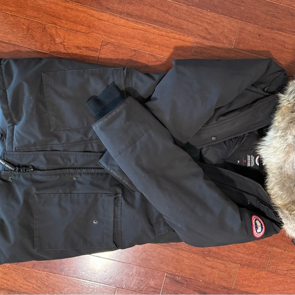 Women's Canada Goose Trillium Hooded Parka - Picture 4 of 16